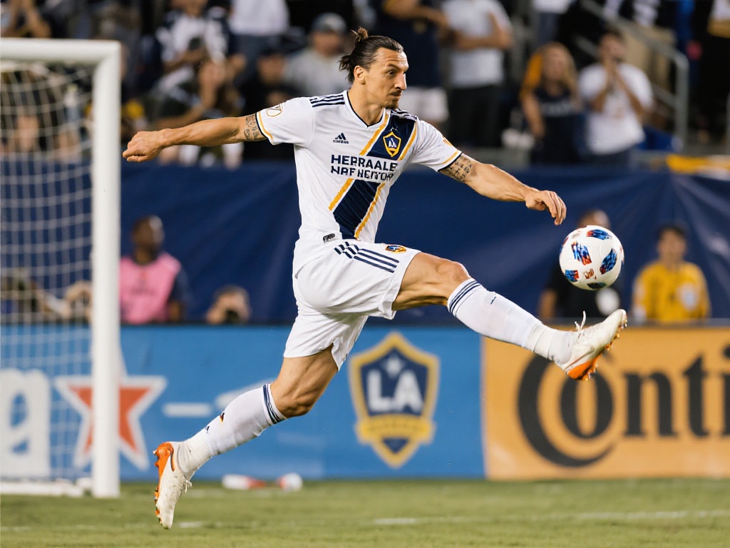 回顾7年前伊布美职首秀惊艳世界波 为什么这场比赛意义非凡?
伊布拉希莫维